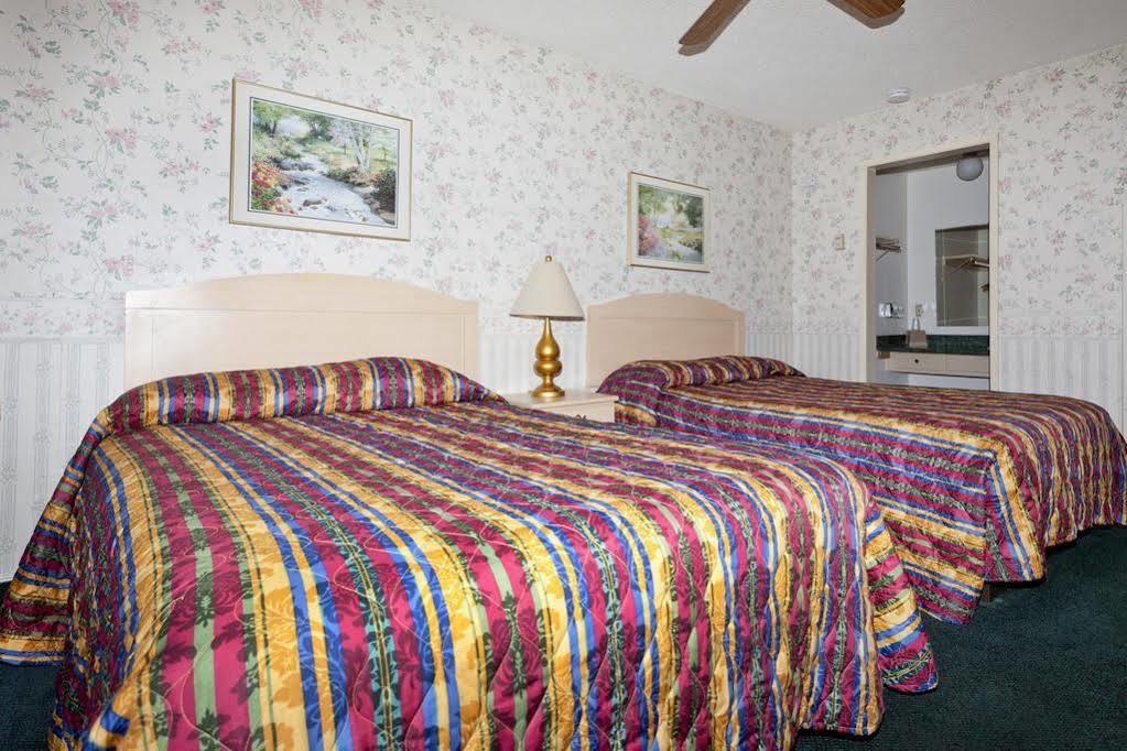 National 9 Motel Santa Cruz Exterior photo